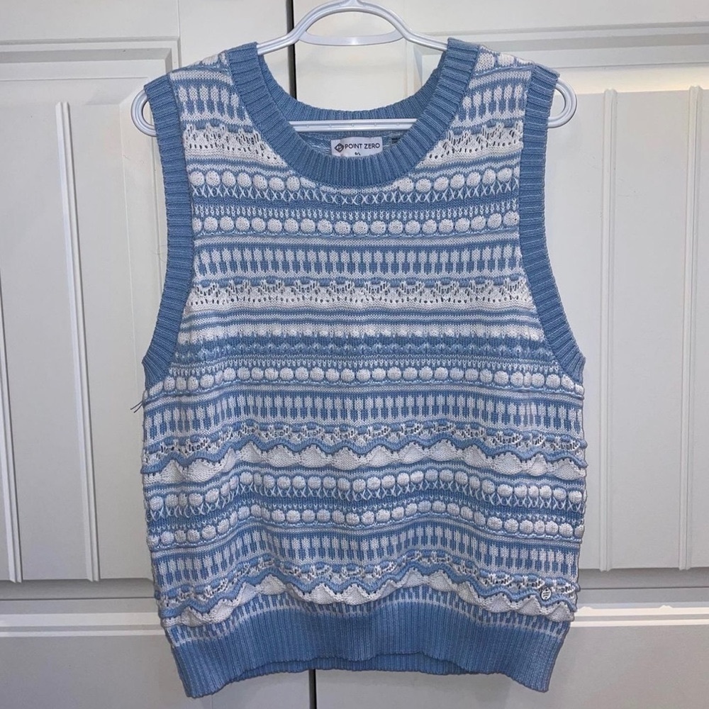 NWOT Point Zero Sweater Vest